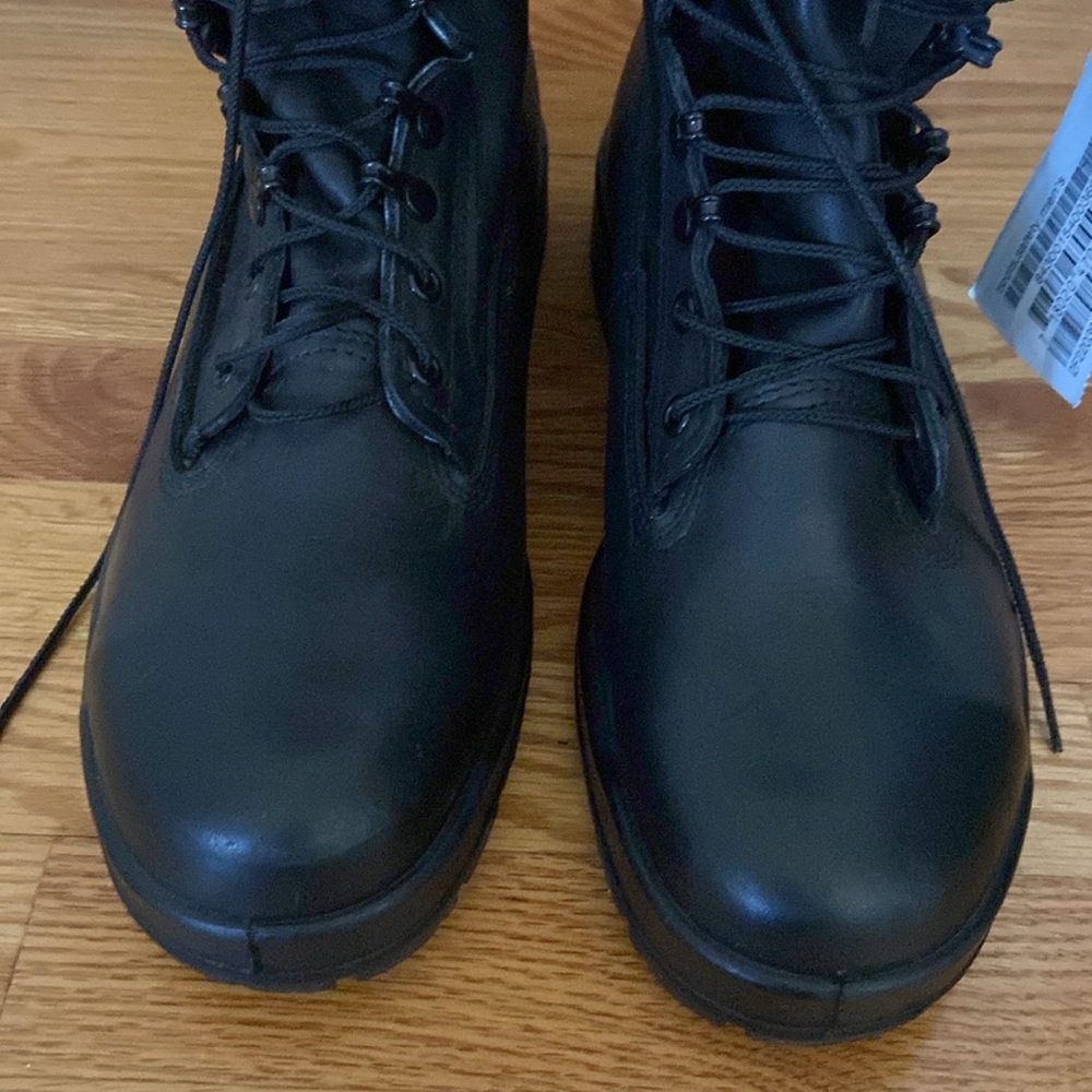 Men's NWT 360ST Vibram NavAir Black Leather Boots